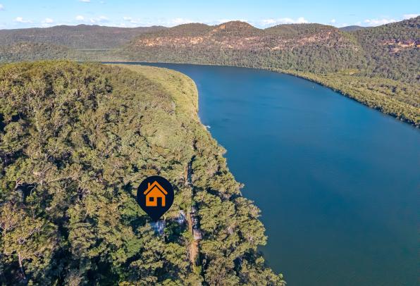 The Watchtower - A Classic Hawkesbury Hideaway