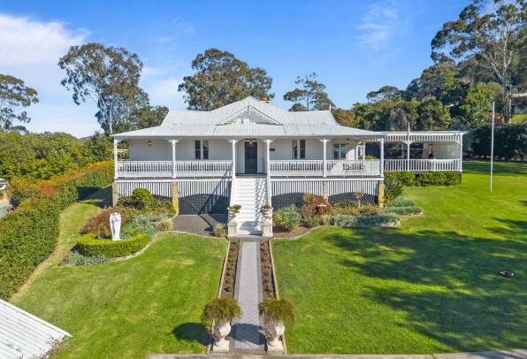 "The Whitehouse" - Timeless Country Elegance on the Hawkesbury River