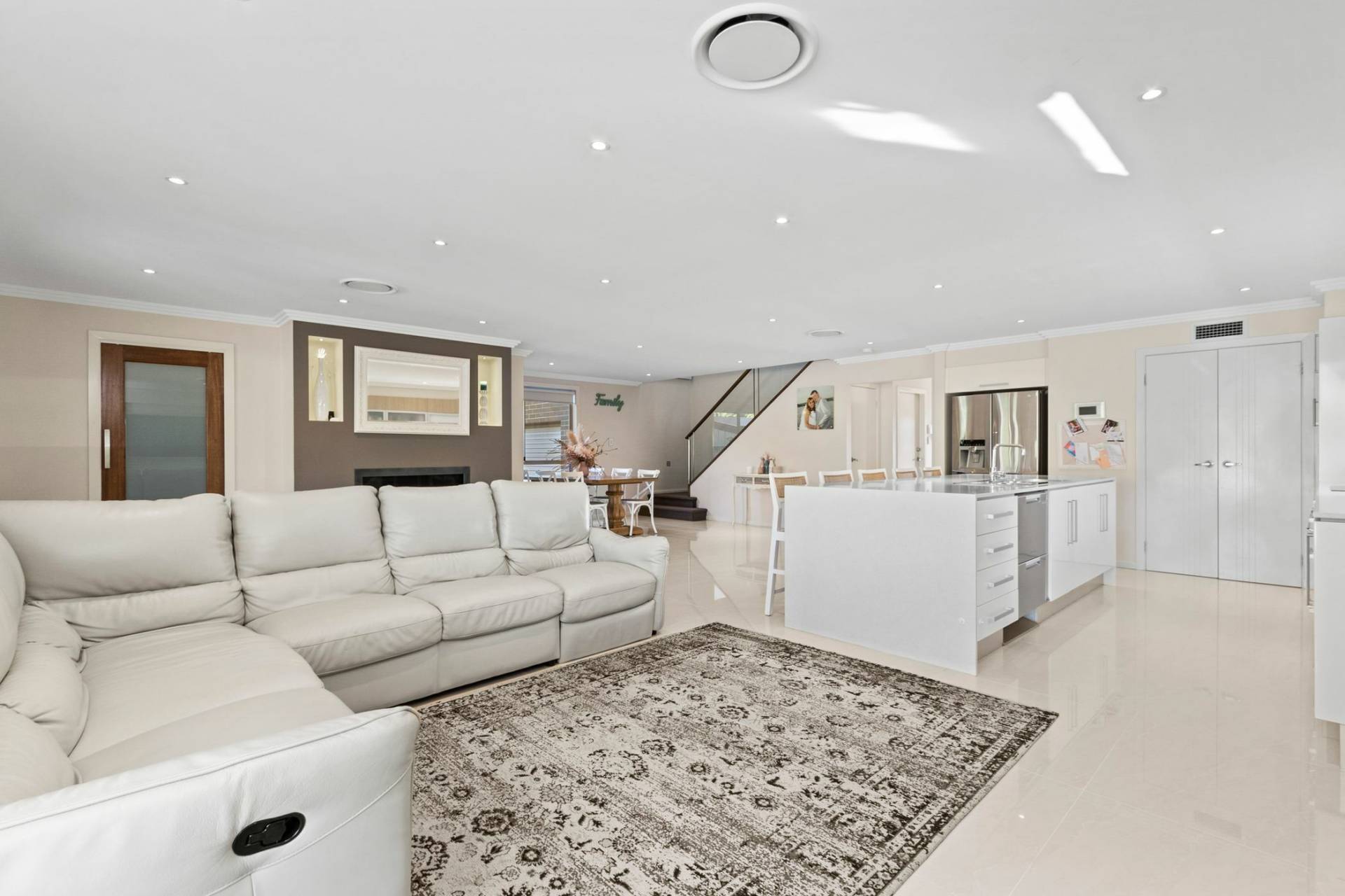 8 Silo Pl, McGraths Hill - Thumbnail 4