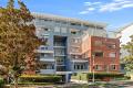 WATERSIDE APPEAL IN THE HEART OF WENTWORTH POINT