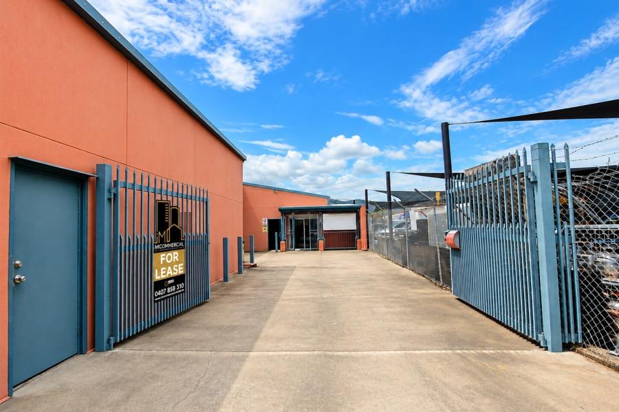 Well Appointed Aitkenvale Warehouse with Office & Secure Yard