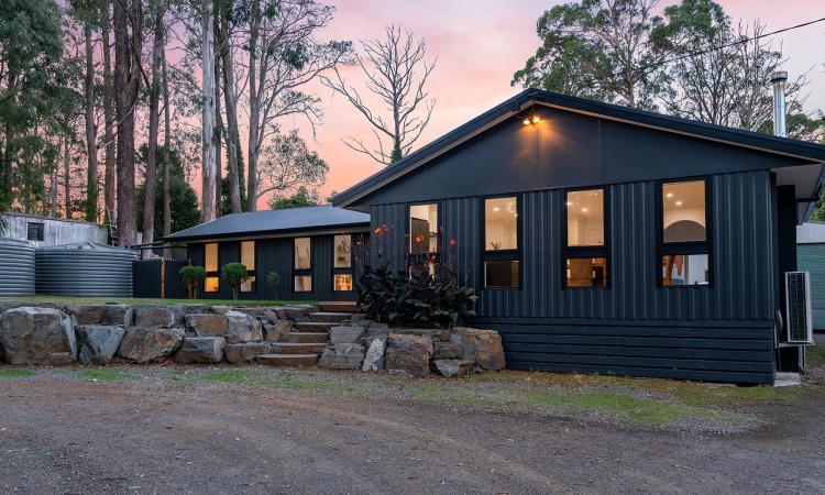 Spacious Family Living Surrounded by Natural Beauty 