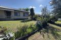 Located on Ross Hill, 3 bedroom weatherboard home. $500 p/w