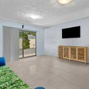 Buyer of a Apartment in Logan Central