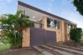 Double Storey, 36 squares Internal, Full Brick Beauty! Central location in Tarragindi