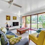 Seller of a House in Eight Mile Plains