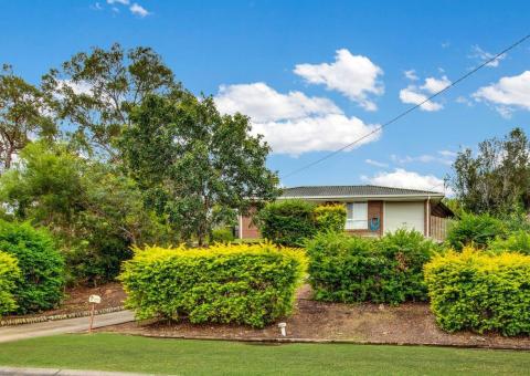 6 Fairway Avenue, Clinton