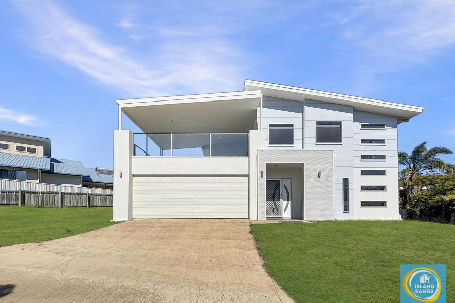 TWO LEVEL HOME IN LIGHTHOUSE ESTATE