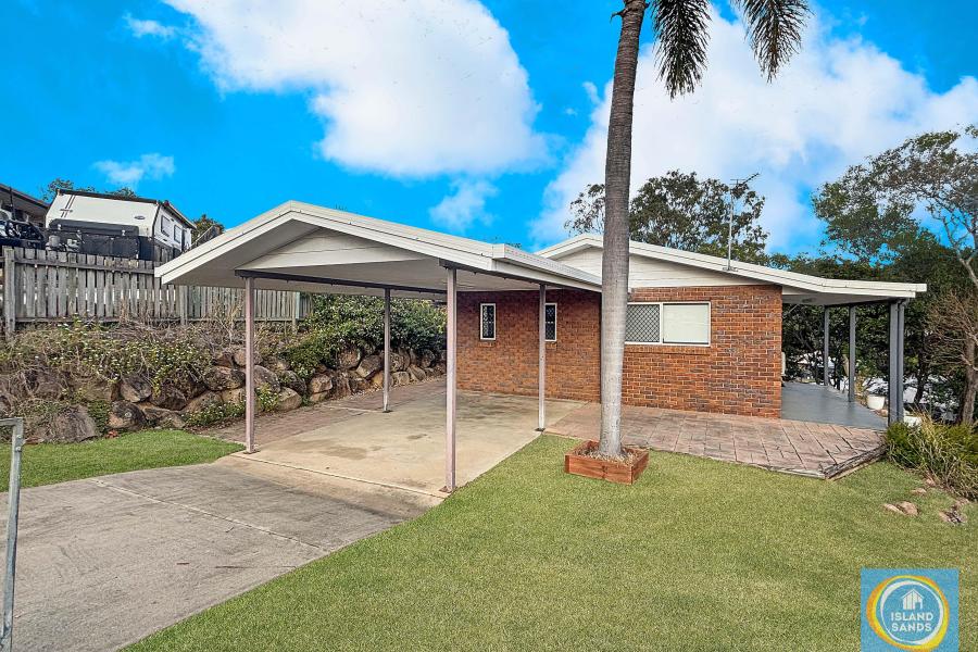1169m2 BLOCK, AIR CONDITIONED LIVING & MASTER BEDROOM, CUL-DE-SAC LOCATION
