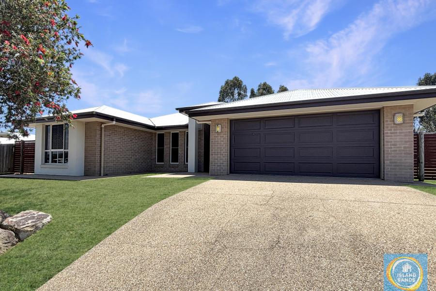 FOUR BEDROOM HOME FULLY AIRCONDITIONED WITH SINGLE BAY SHED!