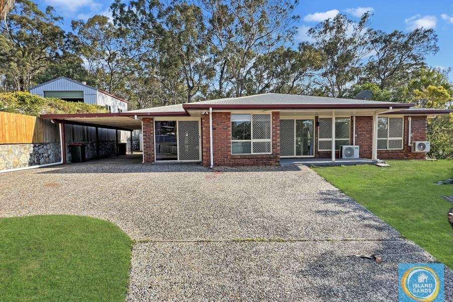 AIR CONDITIONED HOME IN PRIVATE SETTING