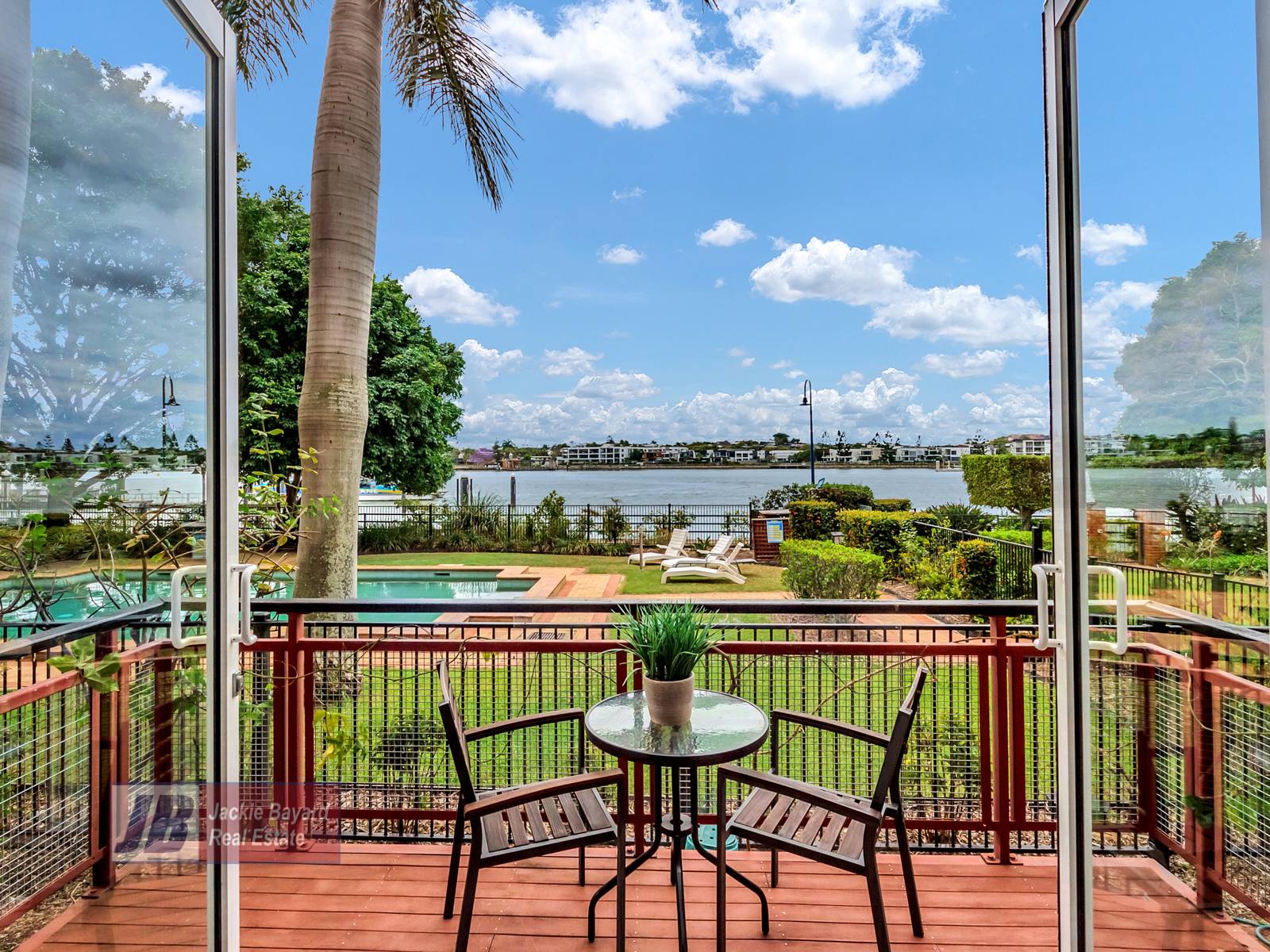Unit 13, 53 Vernon Tce, Teneriffe - Image 1