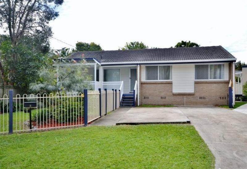 HOUSE + GRANNY/MULTIPLE INCOME/GREAT RETURNS!!