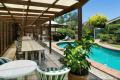 Coastal Living for the Over 50s – 1 Bedroom Beachside Retreat in Redcliffe!
