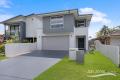 Immaculate Executive Living – Plenty of Space, Walk to Water