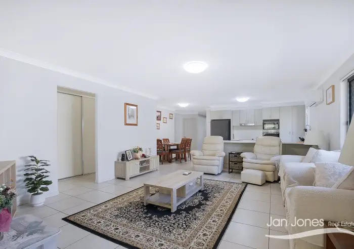 152 Jensen Road, Caboolture - Thumbnail 3