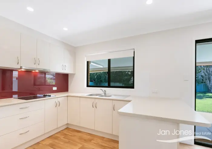 8 Tasman Court, Kippa-Ring - Thumbnail 4