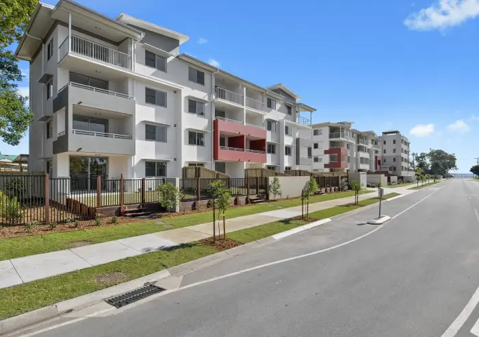 Unit 202, Deception Bay - Thumbnail 3