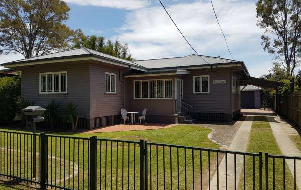 68 Bell Street, Clontarf - Image 1