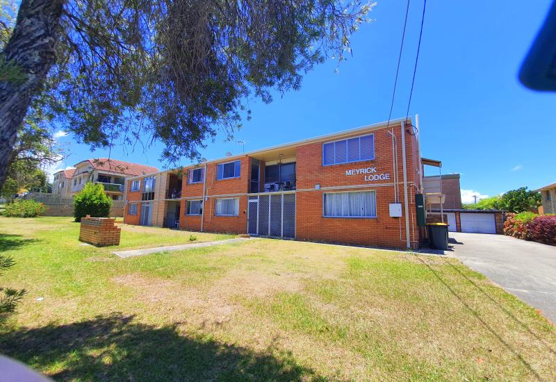 Bargain Buy Investment! Central Location