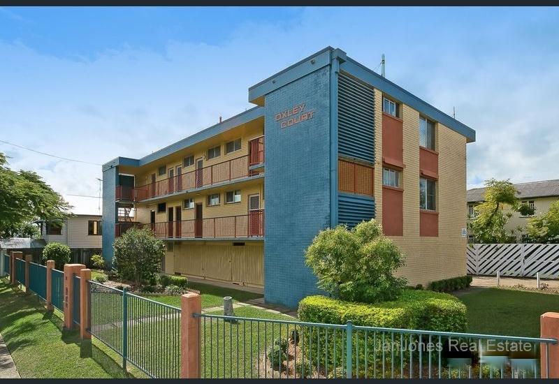 GOOD RETURN - RENOVATED- EAST OF OXLEY