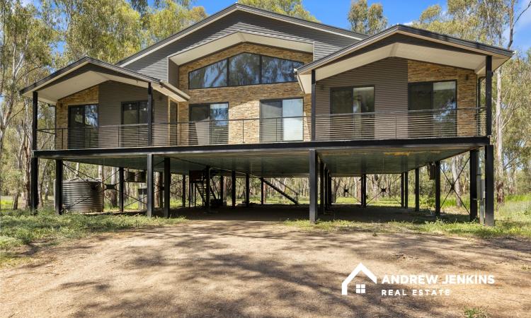 Magnificent Riverfront Property in Tocumwal Bushlands Estate