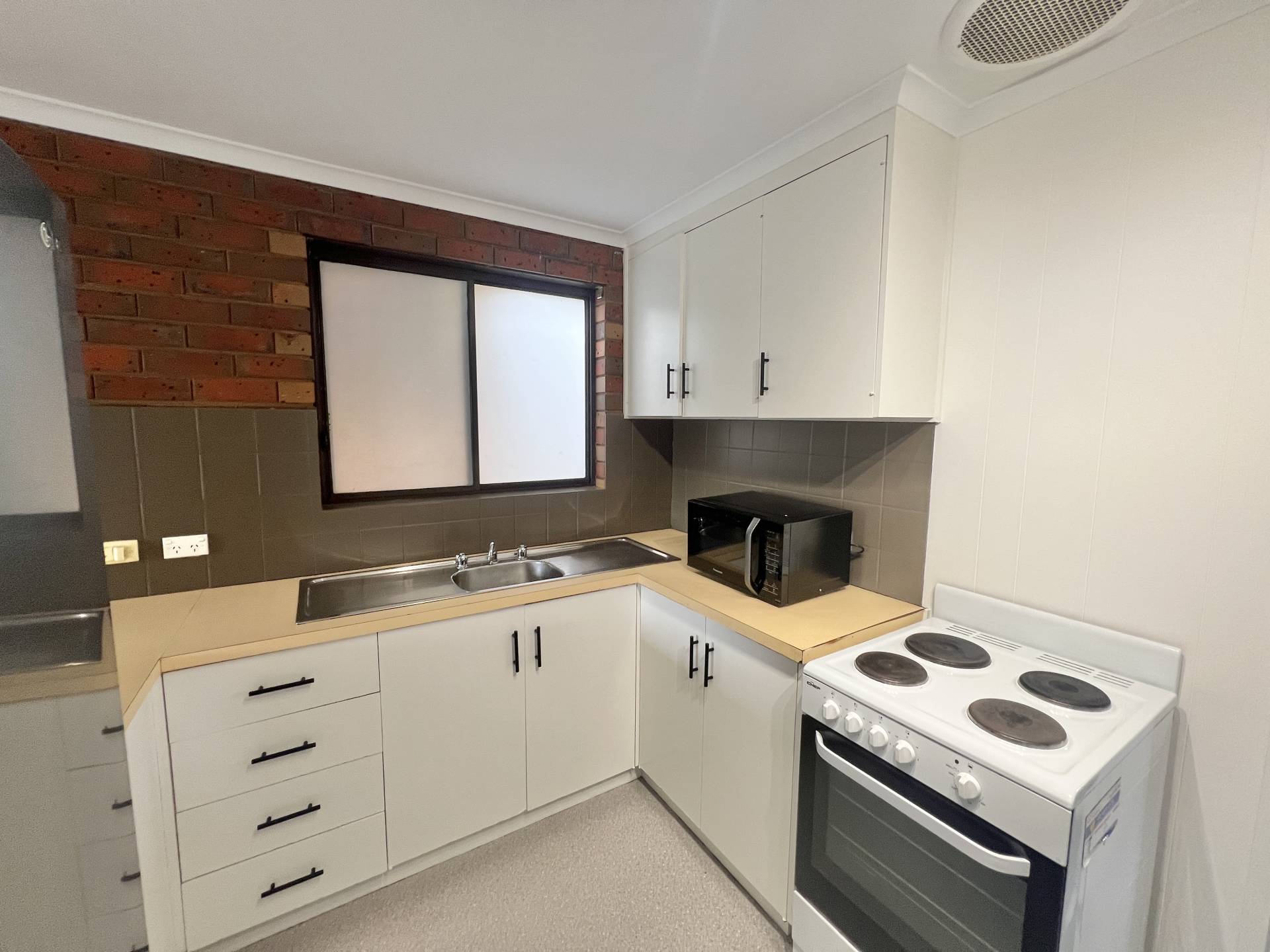 Unit 2, 19 Punt Rd, Cobram - Thumbnail 6