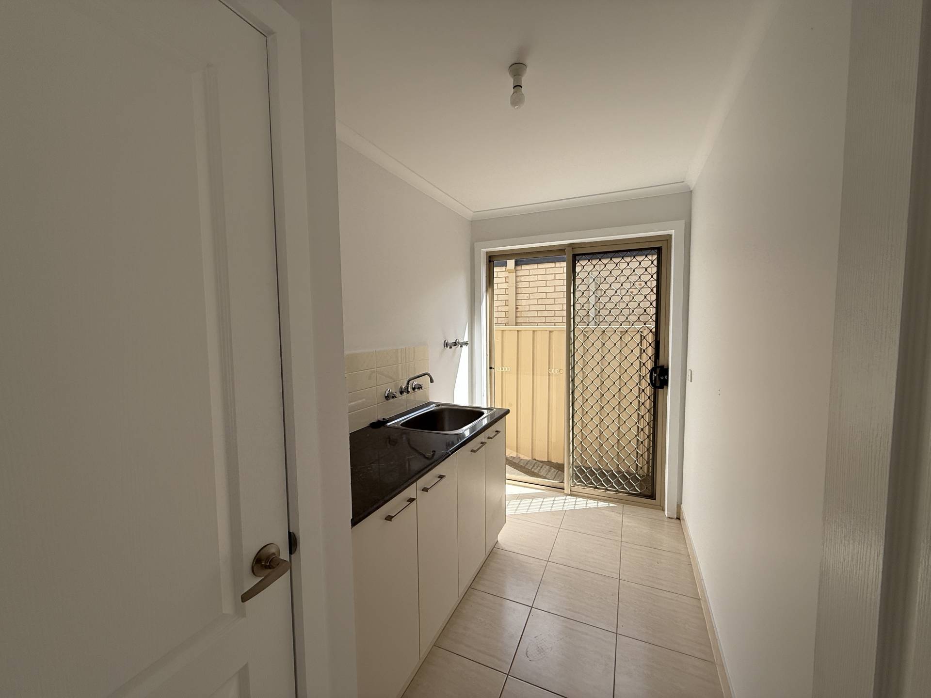 Unit 3, 75 William St, Cobram - Thumbnail 7