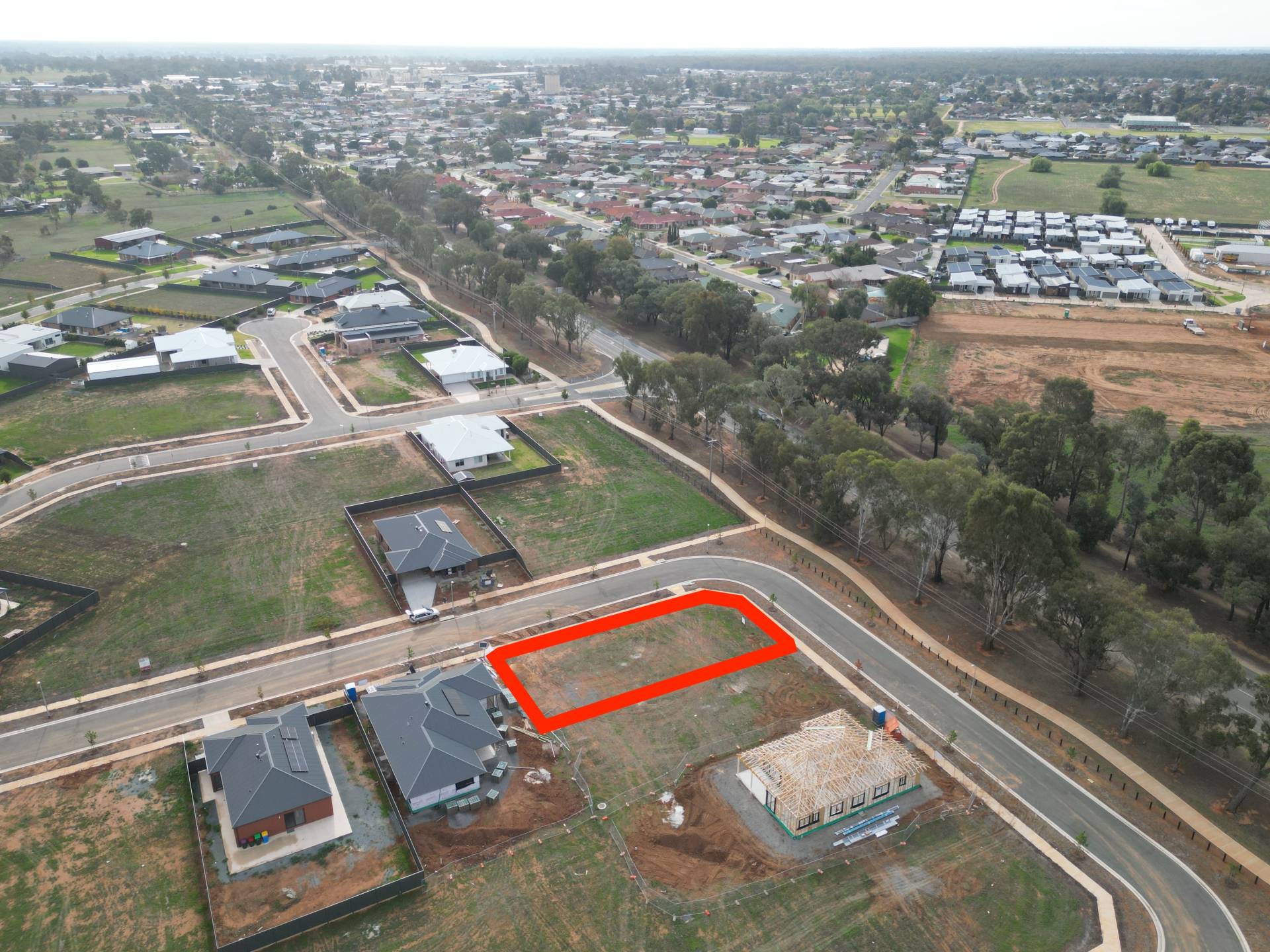 14 Anjou Circuit, Cobram - Thumbnail 2
