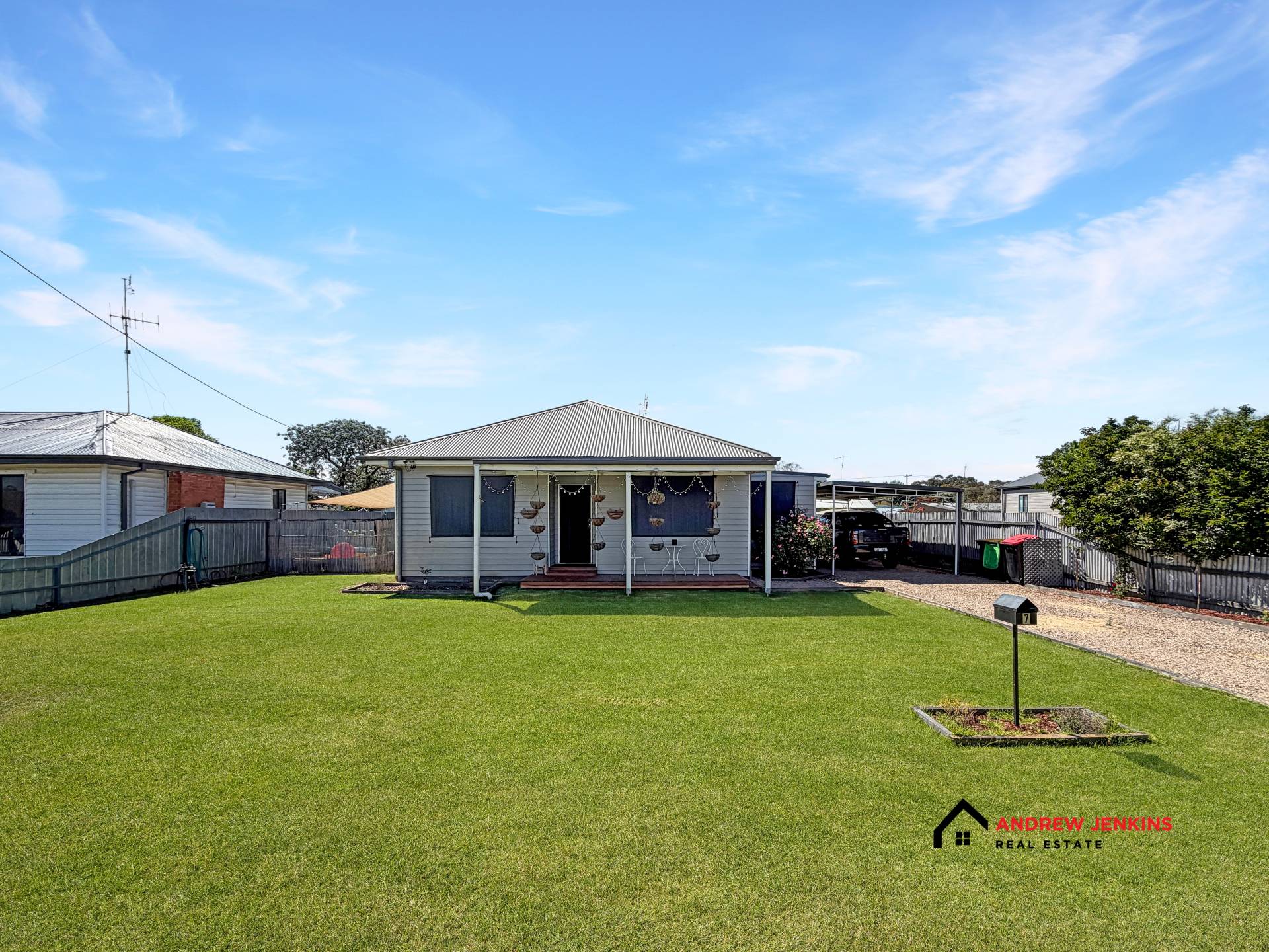 7 Hampden Street, Finley - Image 1