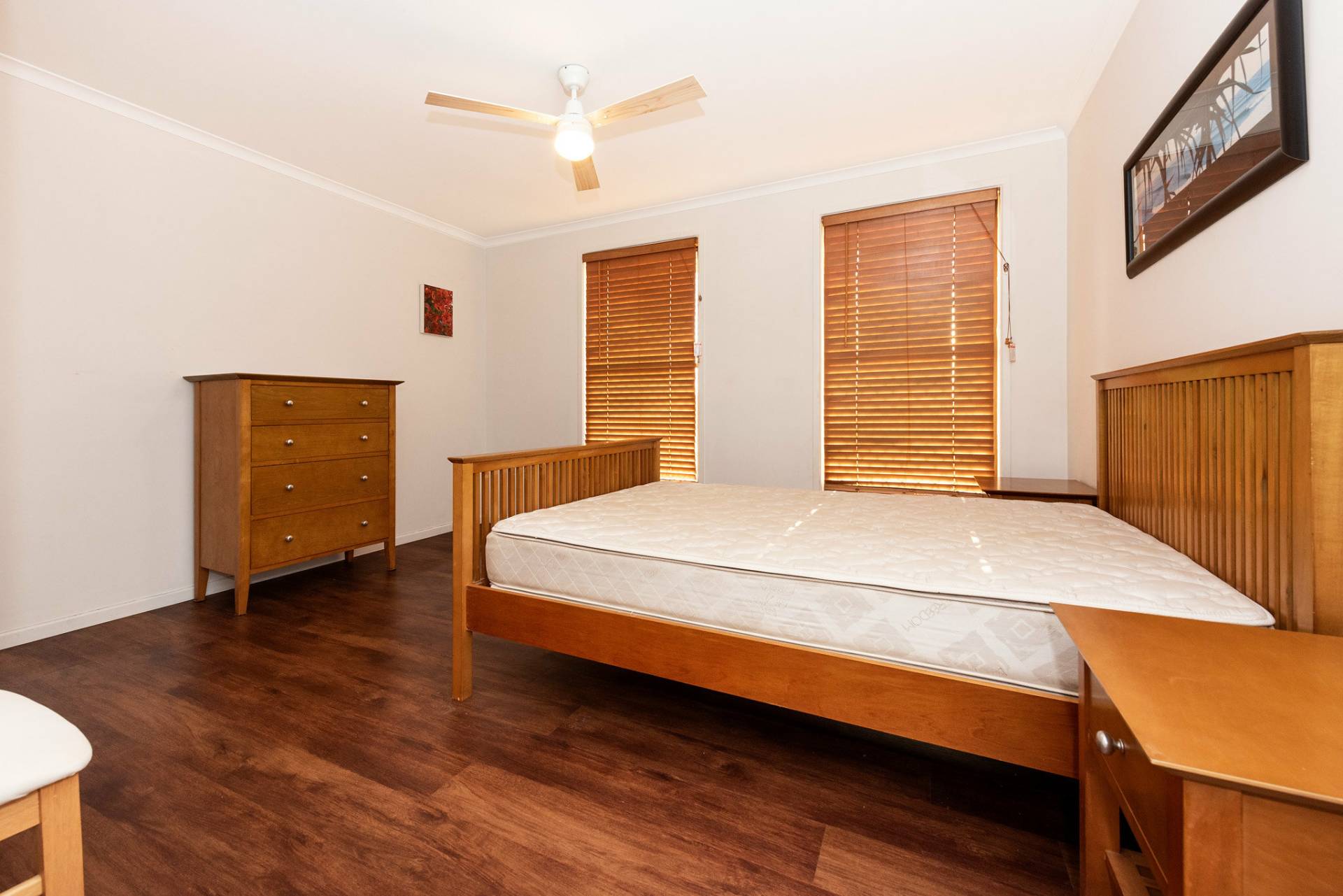 Jen Taylor Properties Spacious, furnished unit located in sought