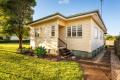 Charming Newtown Cottage, Perfectly Positioned !