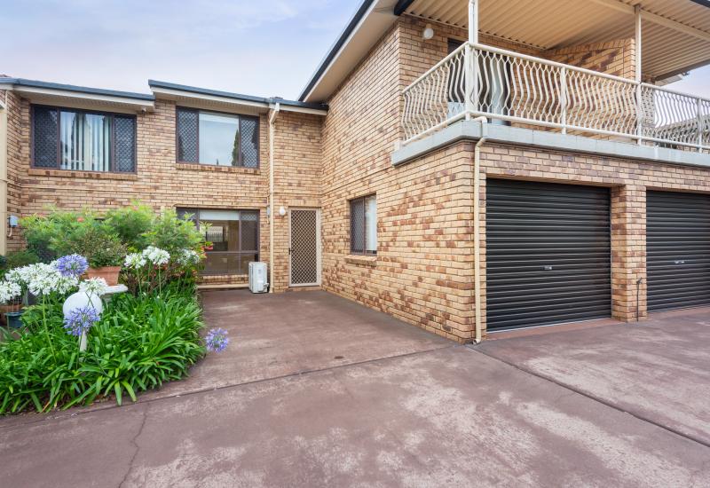 Unbeatable Eastside Living!