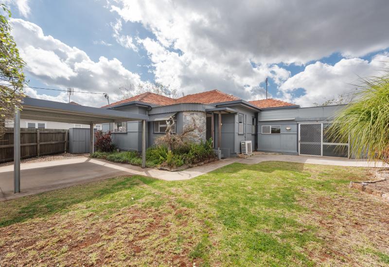 Fuss Free + Convenient Living in Newtown