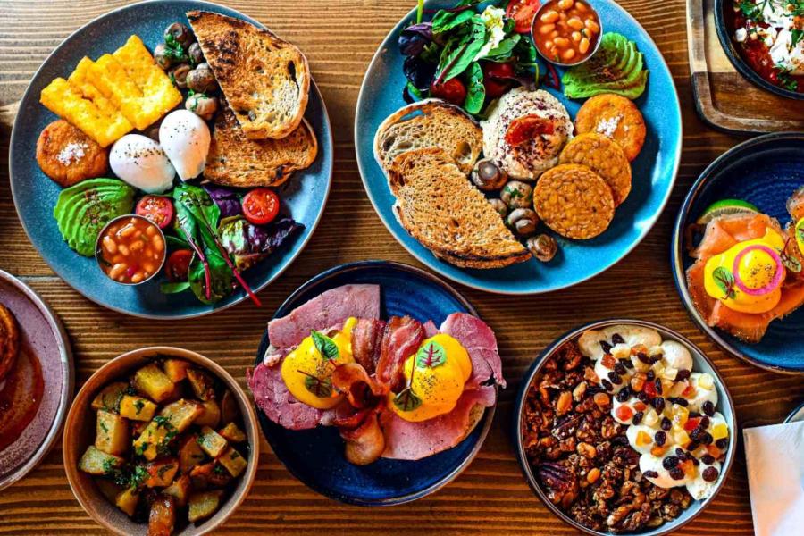 Charming Cafe for Sale in the Heart of Melbourne's North-East!