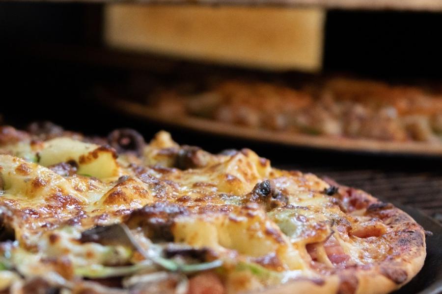 Profitable Pizza Restaurant for Sale – Liverpool Area | $30k Sales PW | Fully staffed
