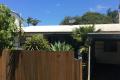 CENTRAL MAROOCHYDORE BEACH HOUSE WITH LARGE YARD