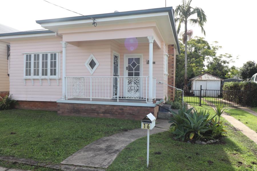 Charming two-bedroom home in close proximity to everything!!