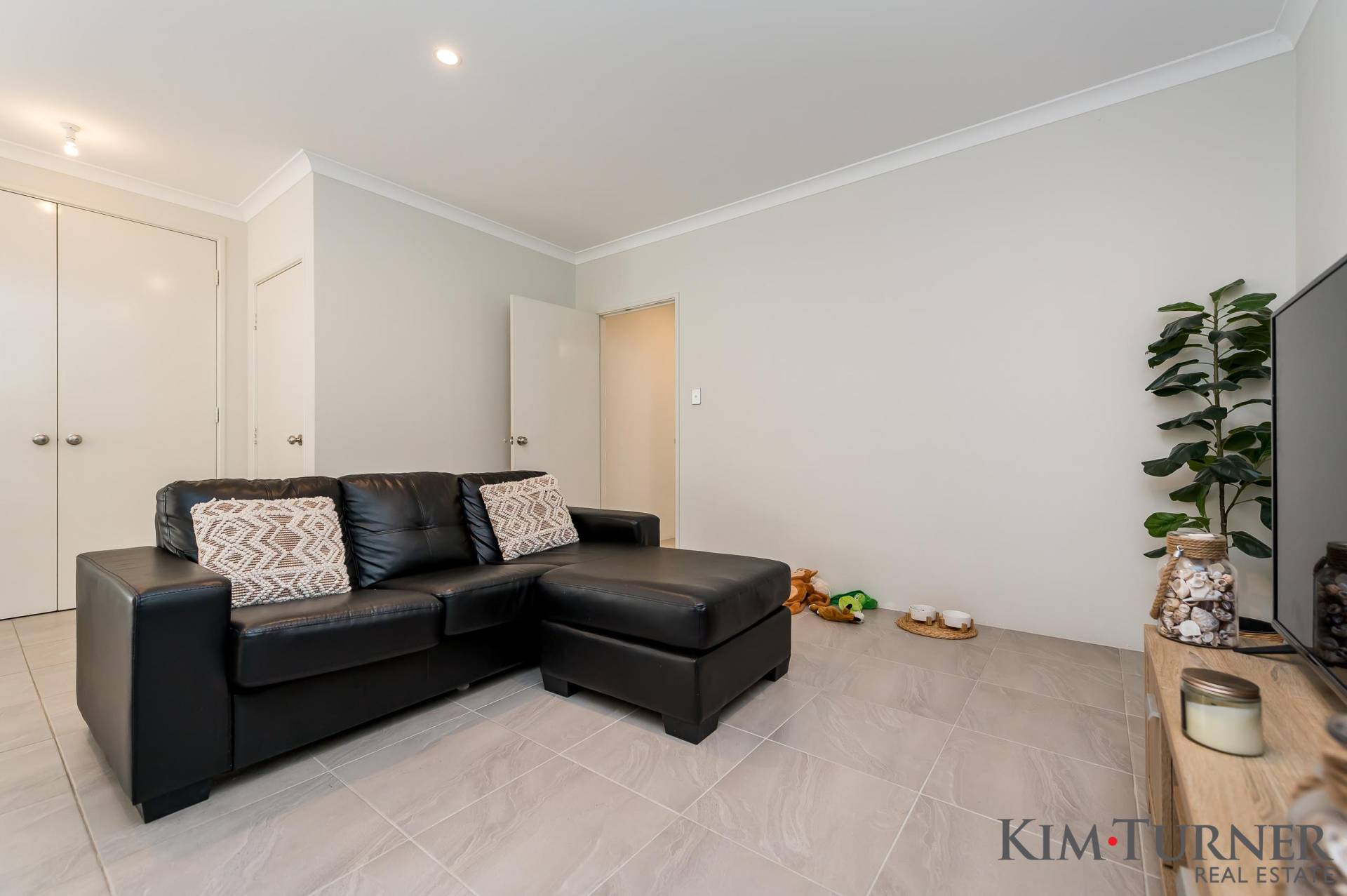 HOME OPENS FULL NRAS Charming in Ellenbrook Turner Estate Agents