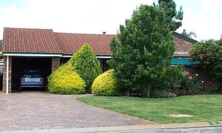 Spacious Family Home in Prime Noranda Location