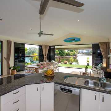 Keith and Helen Twin Waters testimonial image