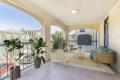 Spacious 2-Bedroom Apartment Backing onto the Swan River