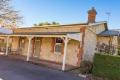 CHARACTER STONE FRONTED VILLA IN PICTURESQUE STRATHALBYN