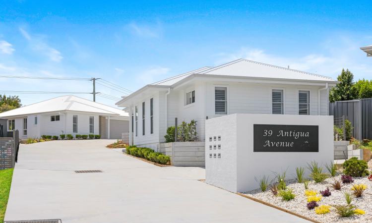 Brand New, Coastal Living