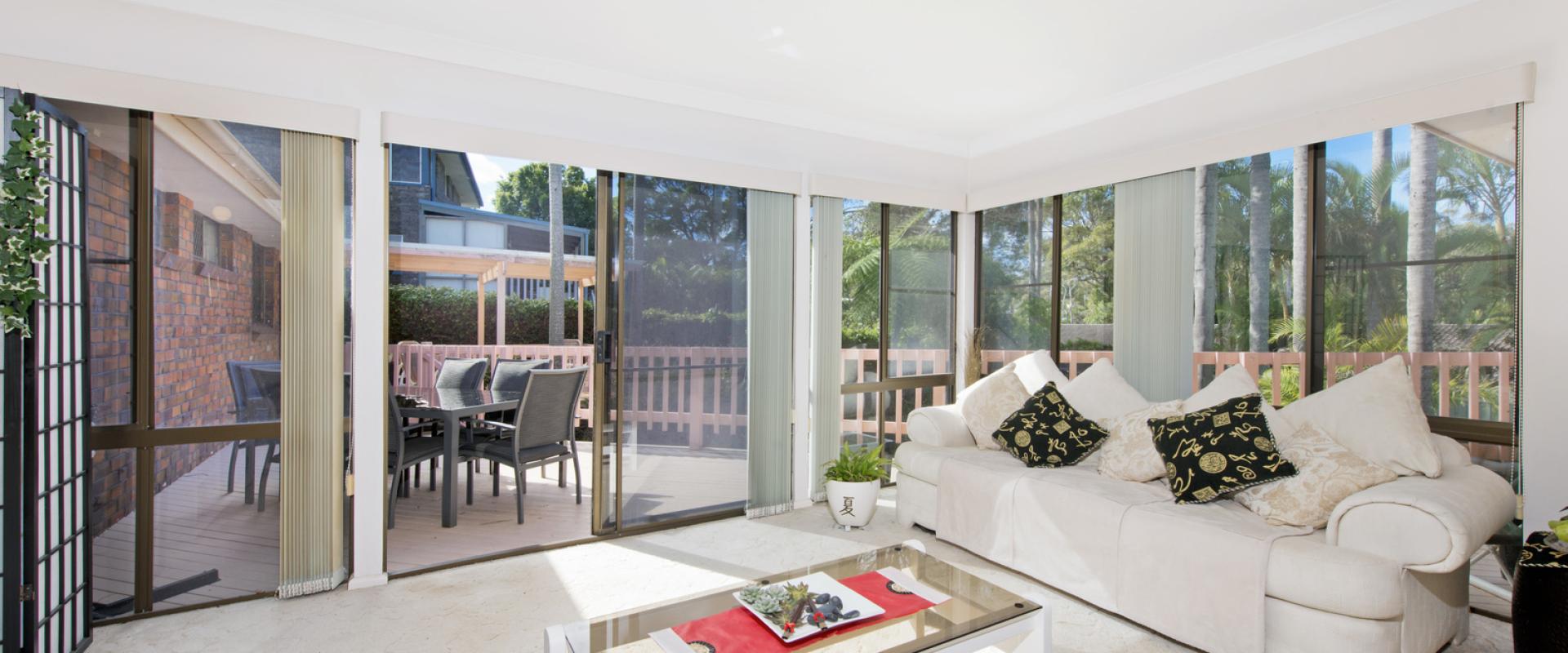 lake cathie bonny hills real estate blue ribbon location house self contained unit