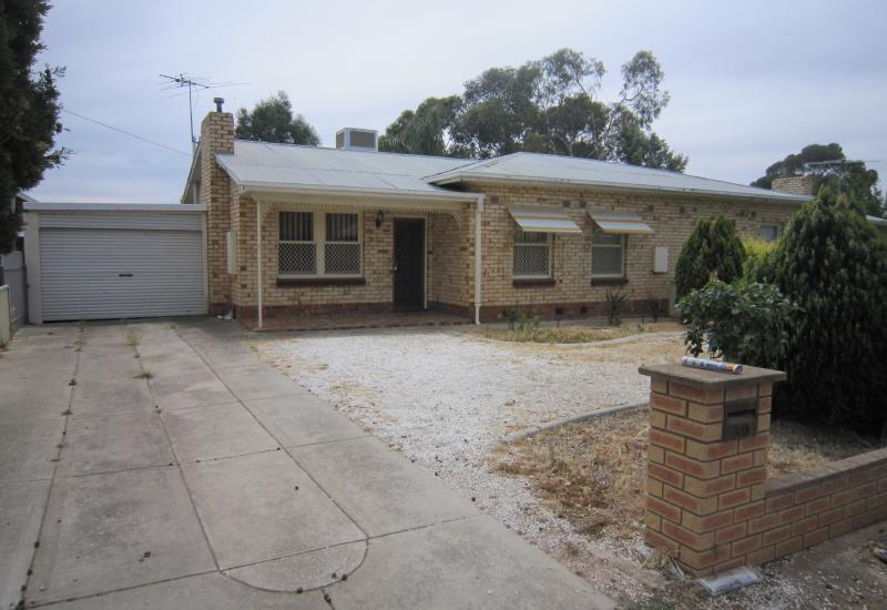 3 BEDROOM FAMILY HOME