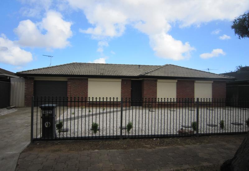 NEAT FAMILY HOME.....