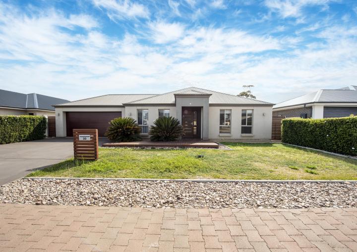 39 Peterson Circuit, Port Pirie