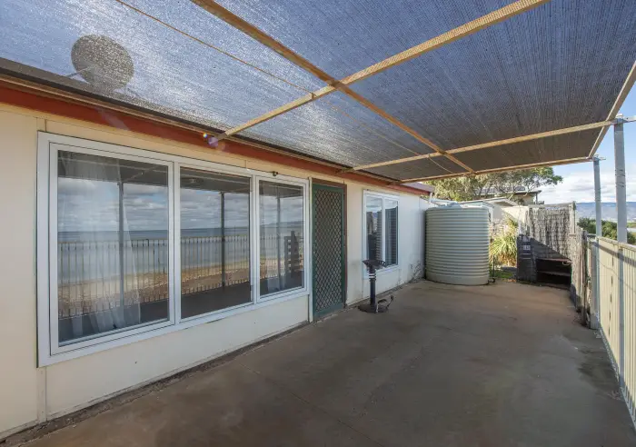 21 York Road, Weeroona Island, Weeroona Island - Thumbnail 4