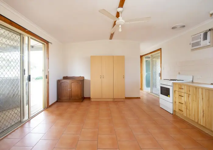 14 West Terrace, Port Pirie, Port Pirie - Thumbnail 3